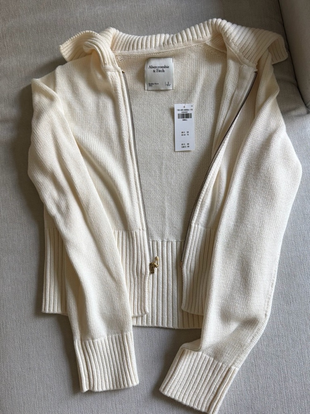 Abercrombie & Fitch NWT Cream Zip Hoodie Cardigan